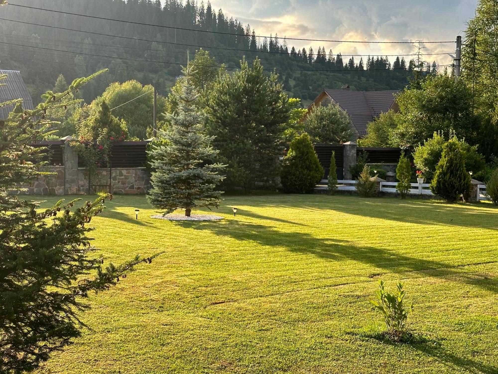 Краєвид Slavske Luaran gambar